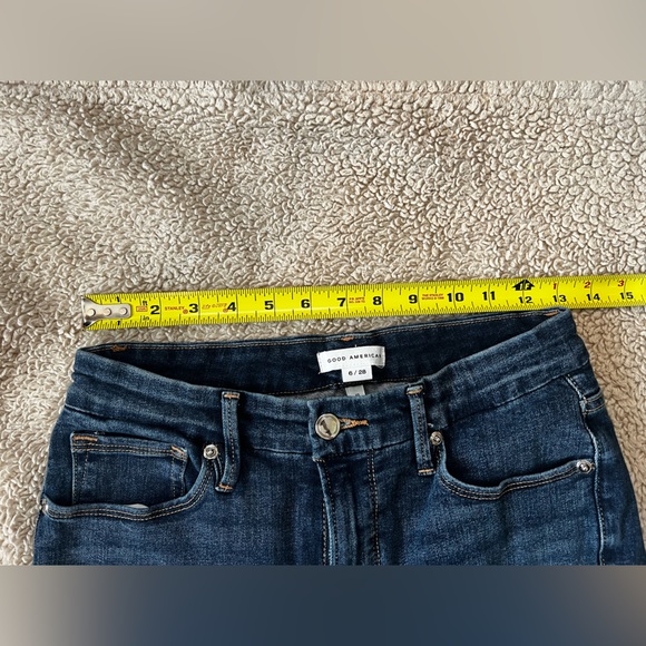 Good American High Rise Skinny Distressed Hem Jeans 6/28 - Picture 7 of 9